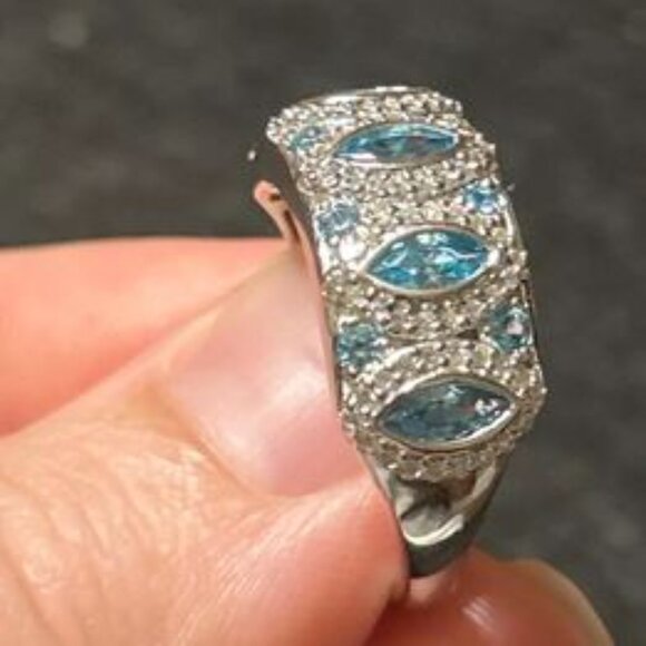 STERLING SILVER LONDON BLUE TOPAZ RING, SZ 9.5 - Picture 3 of 9